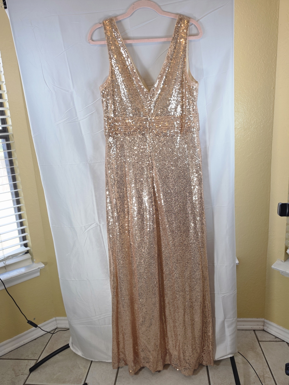 Size L Rose Gold Sequin Maxi Dress V-Neck Sleeveless Formal Gown - Picture 6 of 9